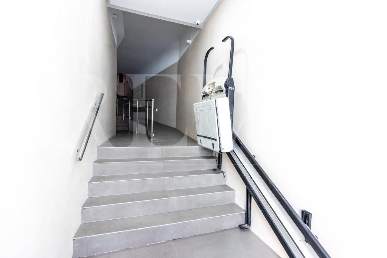 Modern Gem In Heart Of Malaga, Near Sights Rems Apartment Luaran gambar