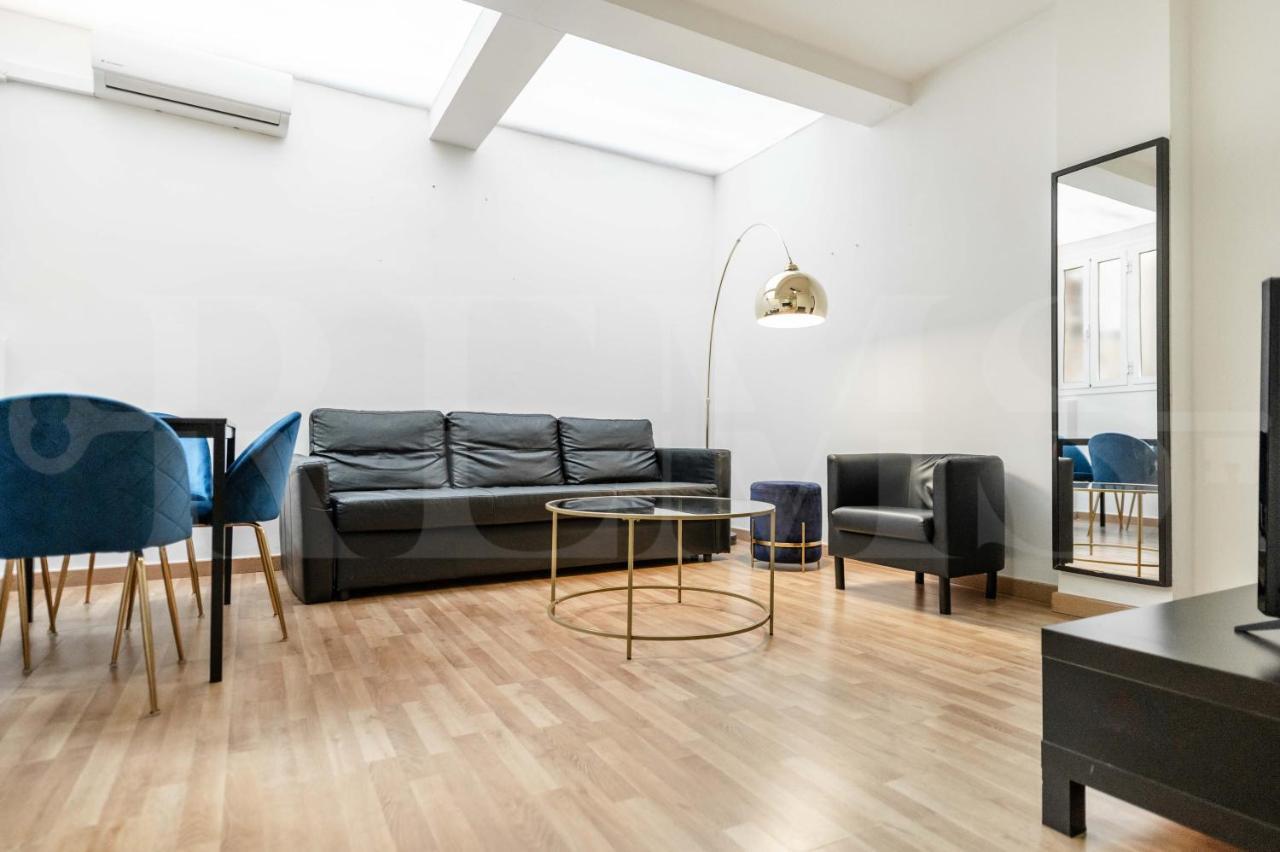 Modern Gem In Heart Of Malaga, Near Sights Rems Apartment Luaran gambar